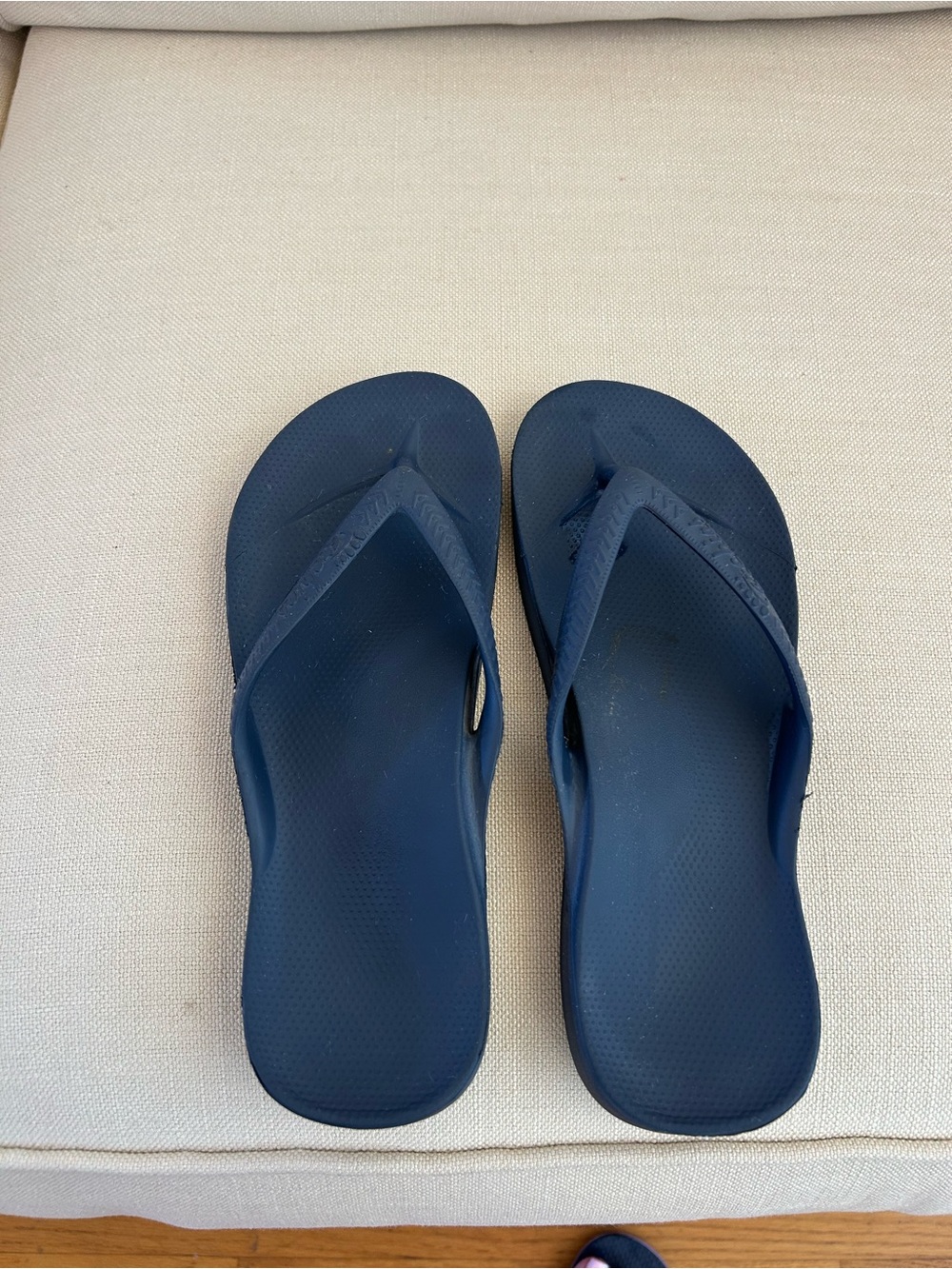 Archie’s Arch Support Navy Comfort Flip Flops Size 6 Men, 7 Women - Picture 2 of 4